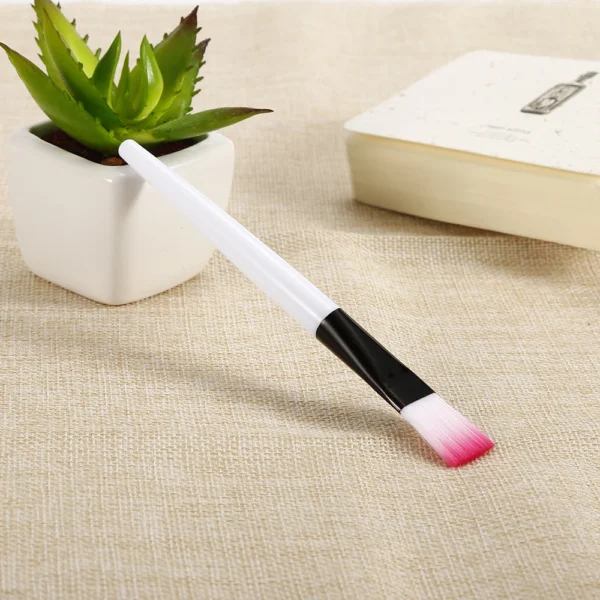 Soft Cosmetic Makeup Brush – Acrylic Handle Face & Foundation Applicator for Skincare & Beauty - Image 6